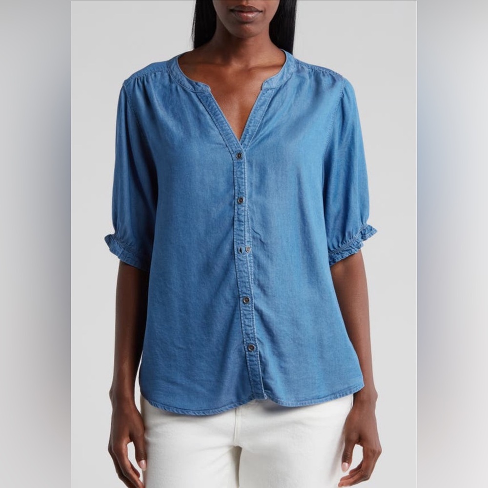 BeachLunchLounge Jolyn Ruffle Sleeve Denim Top